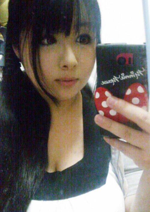 noi kho cua co gai nhat co bo nguc khung - 5
