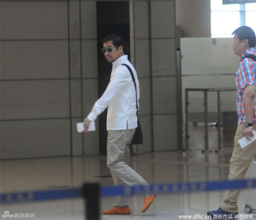 truong quoc lap lo dien sau scandal con trai bi bat - 4