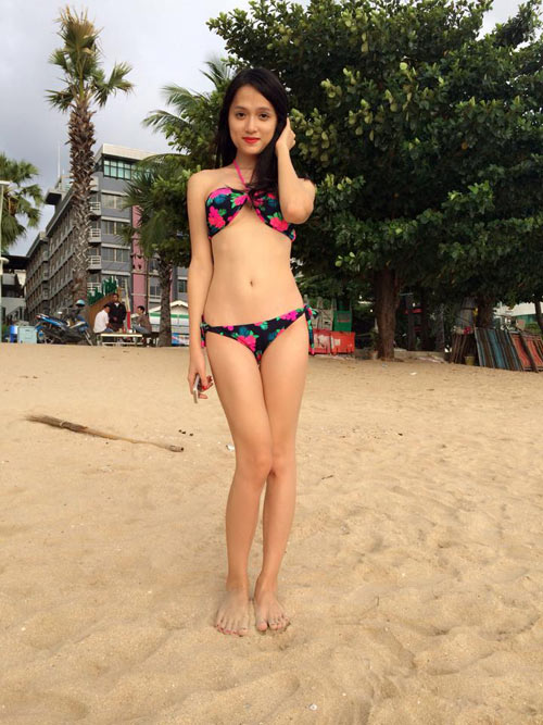 Người đẹp Việt khêu gợi tò mò với bikini sexy - 5