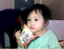 hinh anh truoc khi 'mat tich' cua 11 chau be tai chua bo de - 14