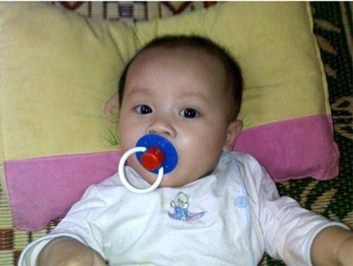 hinh anh truoc khi 'mat tich' cua 11 chau be tai chua bo de - 12