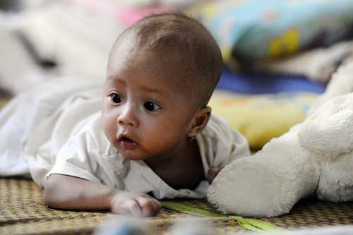 hinh anh truoc khi 'mat tich' cua 11 chau be tai chua bo de - 6