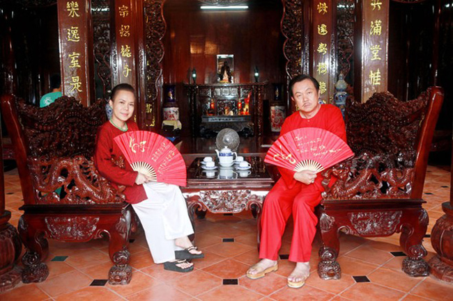 Biệt thự cổ kính, hoành tráng của Việt Hương, Chí Tài