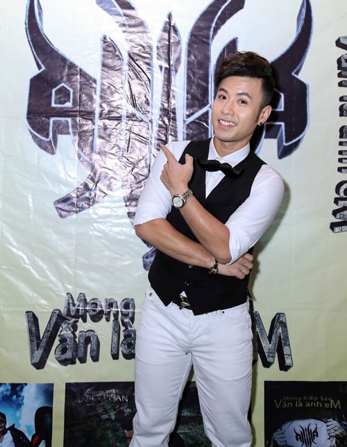 akira phan manh tay chi tien ty cho album moi - 1