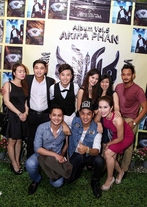 akira phan manh tay chi tien ty cho album moi - 11