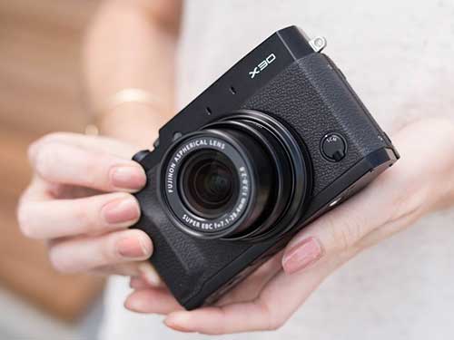 fujifilm x30 ra mat voi kinh ngam dien tu, man hinh lon - 3