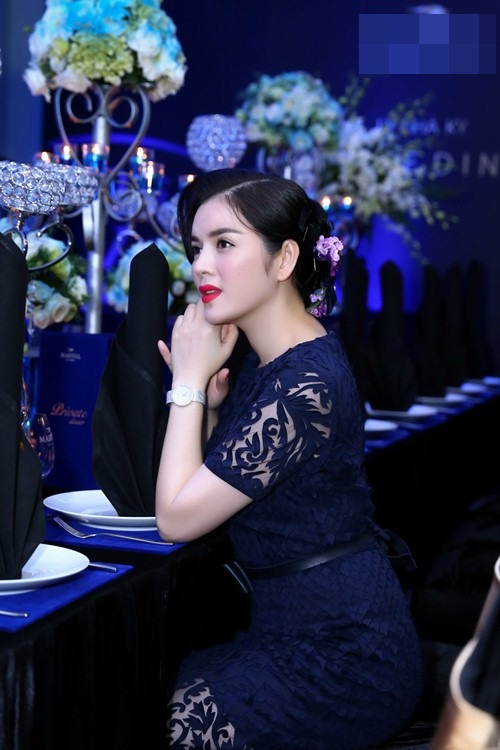 ly nha ky kieu sa trong dem tiec tai nha rieng - 2