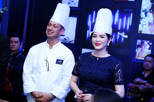 ly nha ky kieu sa trong dem tiec tai nha rieng - 8
