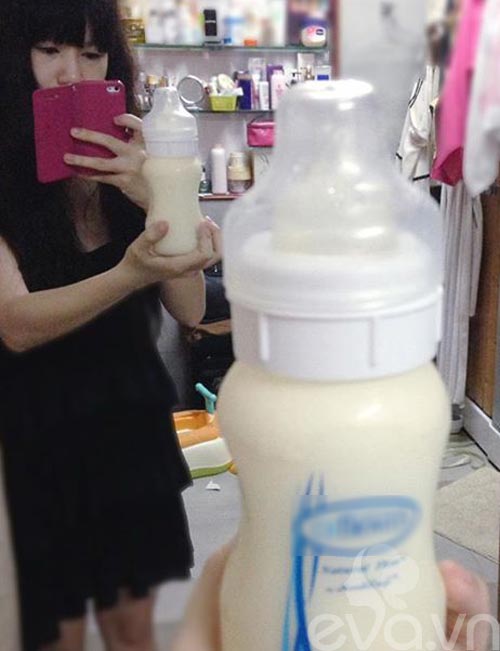 Kinh nghiệm hút và bảo quản sữa mẹ “độc” của vợ Lý Hải - 2