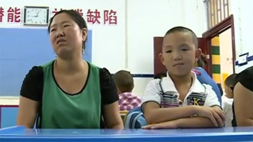 tq: cau be bi moc mat tro lai truong hoc - 1