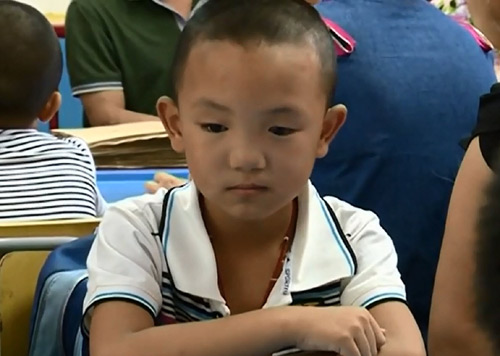 tq: cau be bi moc mat tro lai truong hoc - 2