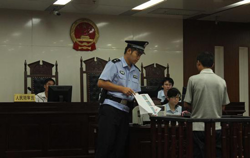 chep bai cua ban, be gai 11 tuoi tu vong vi bi bo phat - 1