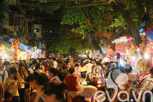 ha noi: khao gia phu kien mua trung thu - 20