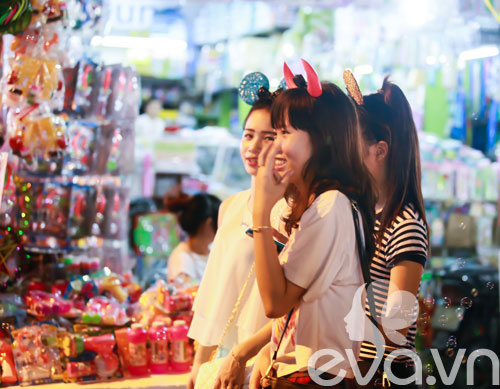 ha noi: khao gia phu kien mua trung thu - 13