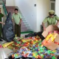 Tin tức - Hám lời, nhập gần 1000 đồ chơi Trung thu bạo lực Trung Quốc