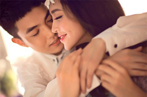 yeu nguoi sap lay vo, kho than toi - 2