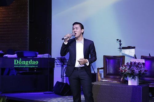 hoai linh mac ao ba ba, xo dep lao mung hoai lam - 9