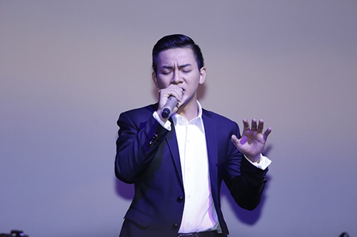hoai linh mac ao ba ba, xo dep lao mung hoai lam - 8