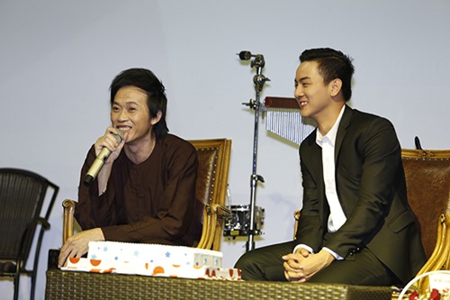 hoai linh mac ao ba ba, xo dep lao mung hoai lam - 4
