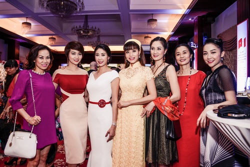 linh nga dep "sang chanh" ben vo chong doan trang - 13