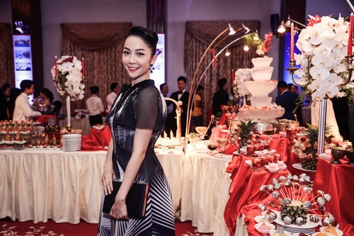 linh nga dep "sang chanh" ben vo chong doan trang - 2