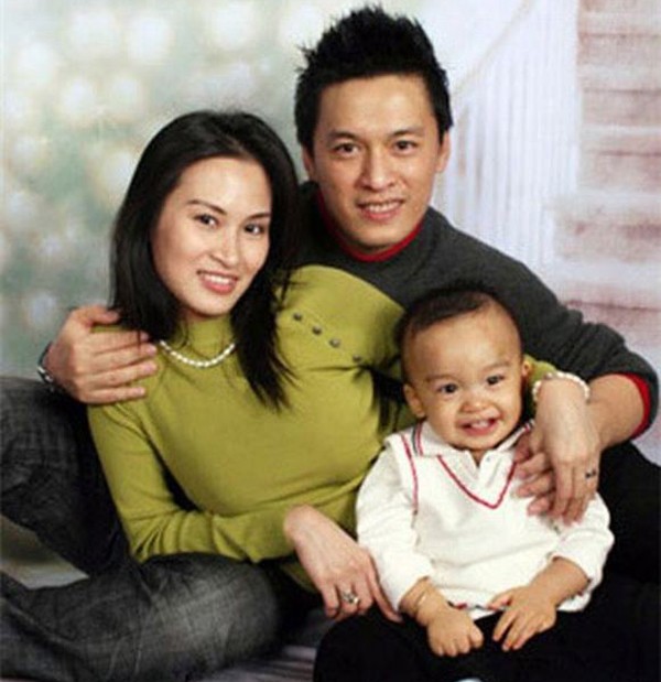 nhung moi tinh do vo giua my nam viet va fan - 3