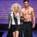 Thời trang - Jean Paul Gaultier mở "đại tiệc" chia tay thời trang ứng dụng