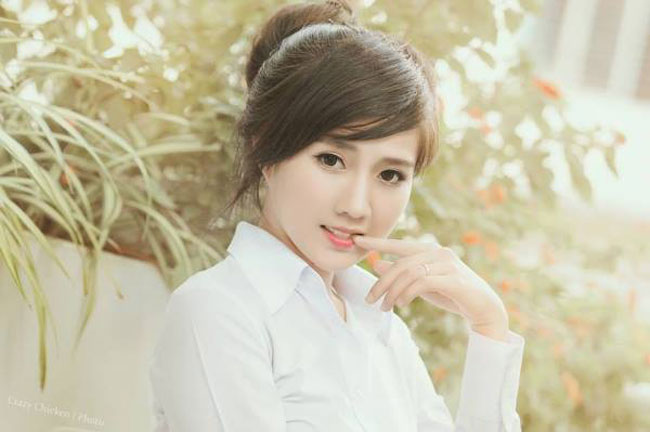 4 hot girl Việt mới nổi xinh đẹp, dáng chuẩn như thiên thần