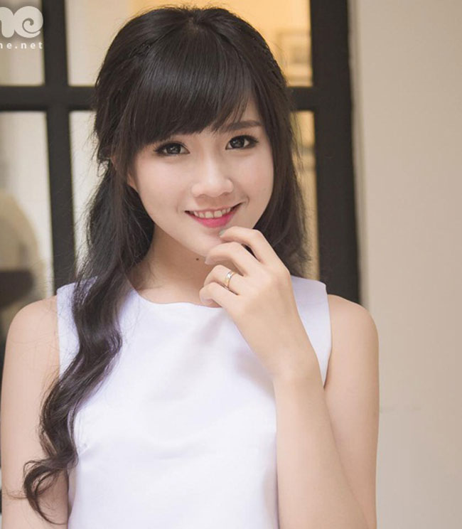 4 hot girl Việt mới nổi xinh đẹp, dáng chuẩn như thiên thần