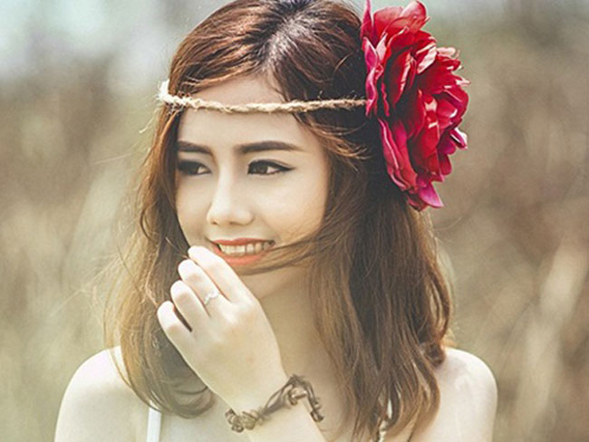 4 hot girl Việt mới nổi xinh đẹp, dáng chuẩn như thiên thần
