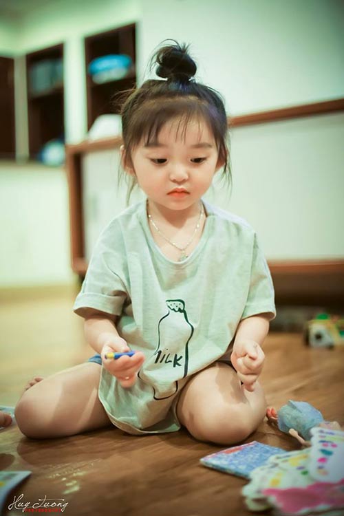 clip de thuong ‘rung tim’ cua be gai thien than sai gon - 12