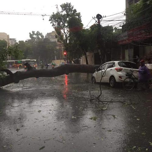 tin tuc 24h noi bat: chong thieu uy cong an than tho tien biet vo - 3