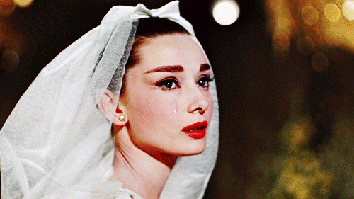 minh chung cho thay audrey hepburn la bieu tuong thoi trang khong ai sanh bang - 19