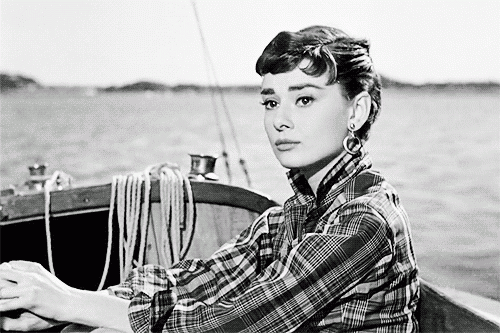 minh chung cho thay audrey hepburn la bieu tuong thoi trang khong ai sanh bang - 3