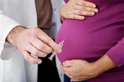 Chọc ối được tiến hành khi thai trên 16 tuần tuổi, thường từ 17-22 tuần (ảnh minh họa)