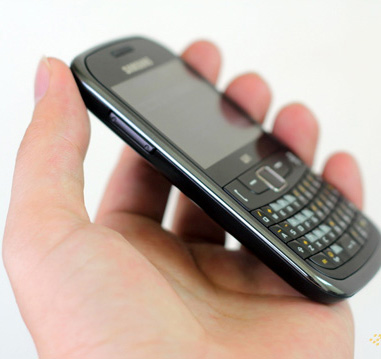 Samsung S3353 đối đầu với Nokia C3 - 1