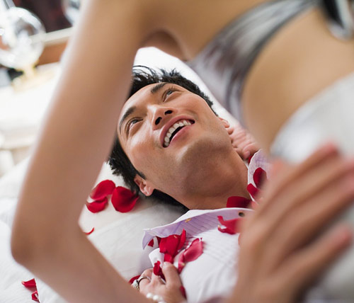 Những hành động làm chàng hứng thú trong màn dạo đầu - 1