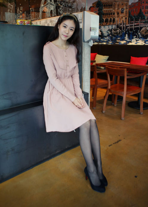 Mùa thu diện váy vẫn ấm, vẫn xinh - 28