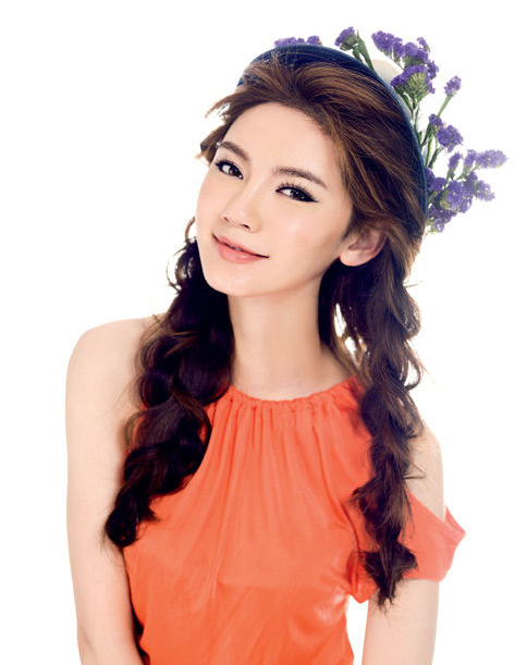 Video làm đẹp: Tạo dáng nhanh cho 2 mẫu tóc - 1