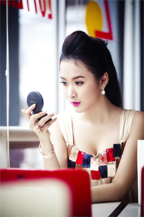 Hành trình ‘lột xác’ của ‘bà mẹ nhí’ Phương Trinh - 15