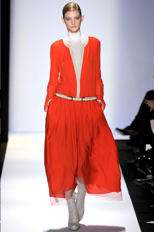 BST Thu Đông 2011 của BCBG: Sóng sánh váy dài - 21