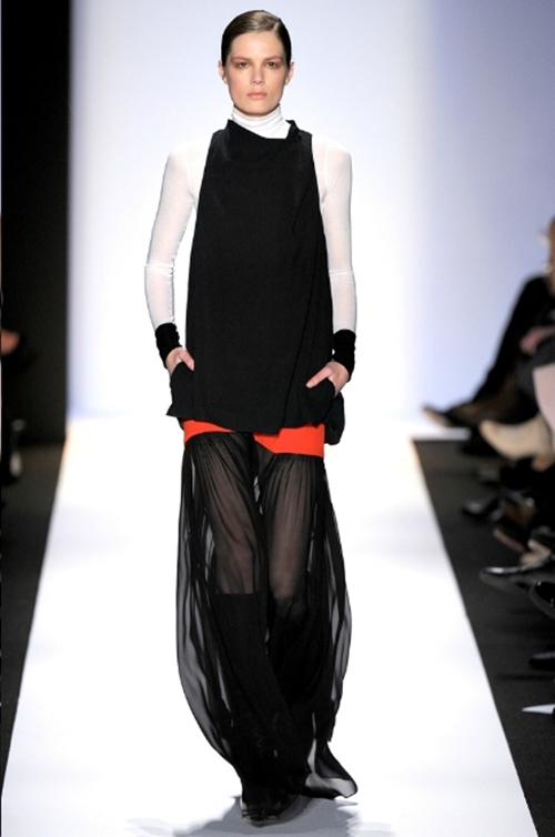BST Thu Đông 2011 của BCBG: Sóng sánh váy dài - 28