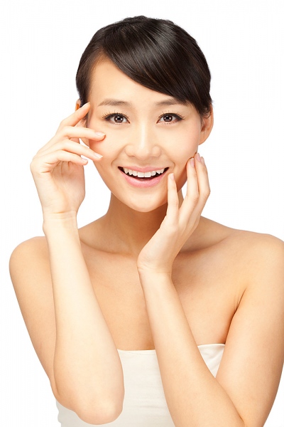 Mẹo tẩy nếp nhăn vùng mắt - 1
