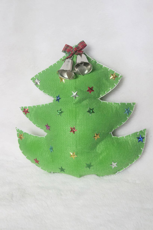 Làm cây thông Noel treo cửa cực dễ - 6