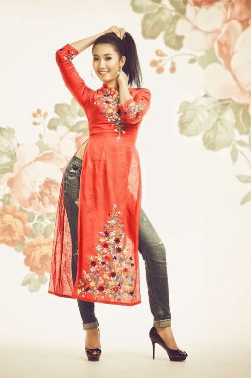 Ngắm áo dài cách tân của Thúy Ngân - 2