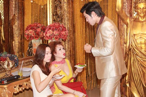 Top 5 Siêu mẫu Việt công khai bồ già tỷ phú - 12