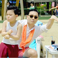 Bản sao Gangnam Style 'hot' trên Youtube