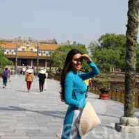 Hoàng My dịu dàng nét Huế