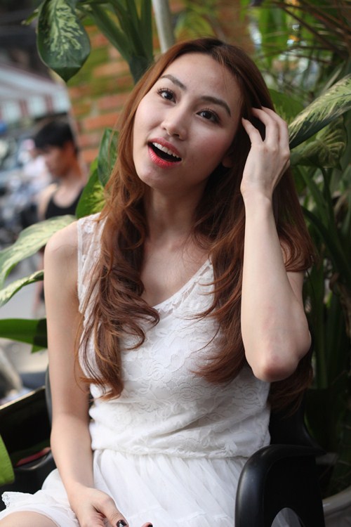 Khám túi hiệu nghìn đô của Ngân Khánh - 11