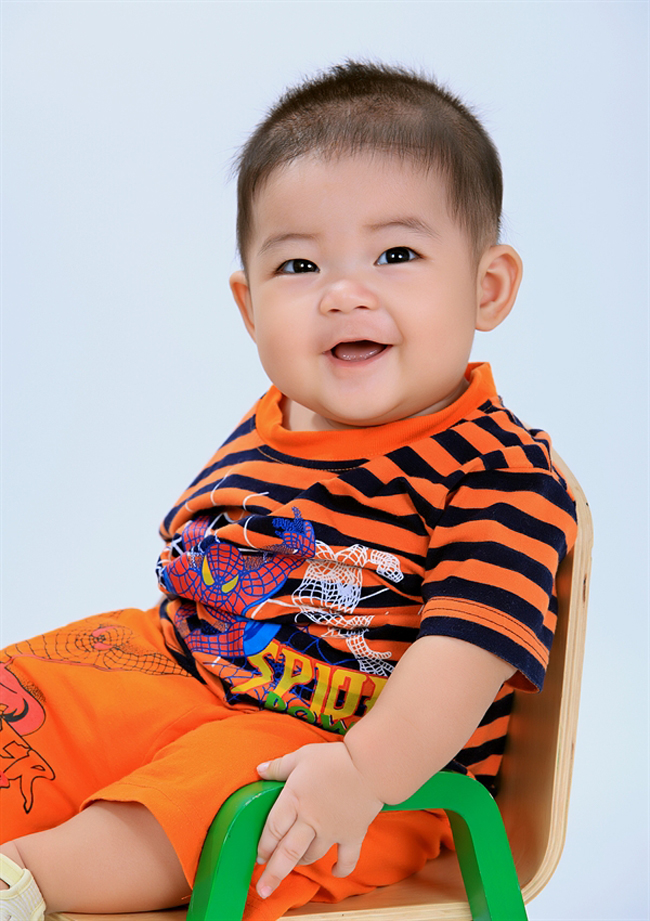 Bé Sóc yêu dấu & quot;líu lo & quot; suốt ngày